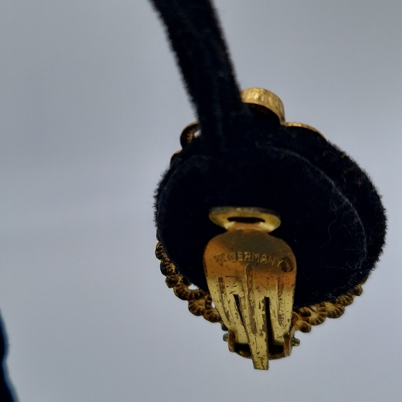 Vintage  W. Germany Handpaint Floral ClipOn Earrings w/ Rhinestone, GC. - Picture 10 of 16